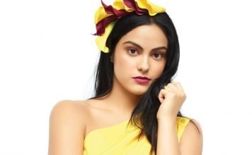 Camila Mendes en Jezebel Camila-Mendes-Jezebel-Magazine-04