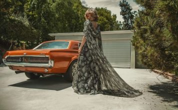 Alison-Brie-in-LadyGunn-Magazine-03