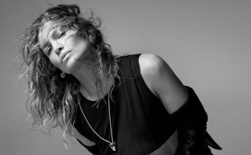 Jennifer-Lopez-in-GQ-Magazine-2019-08