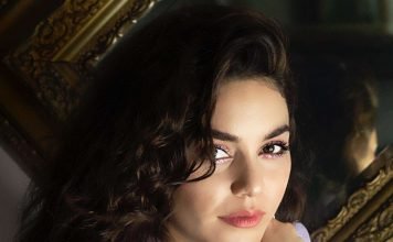 Vanessa Hudgens in Alisa Rauner 01