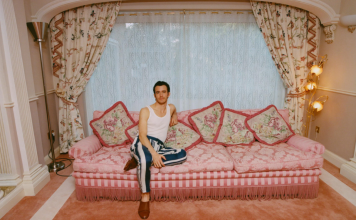Luke-Thompson-The-Sunday-Telegraph-04