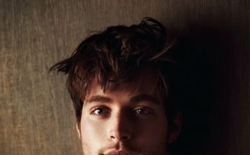 Froy Gutierrez en Wonderland