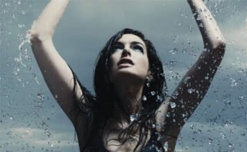 ANNE HATHAWAY 01